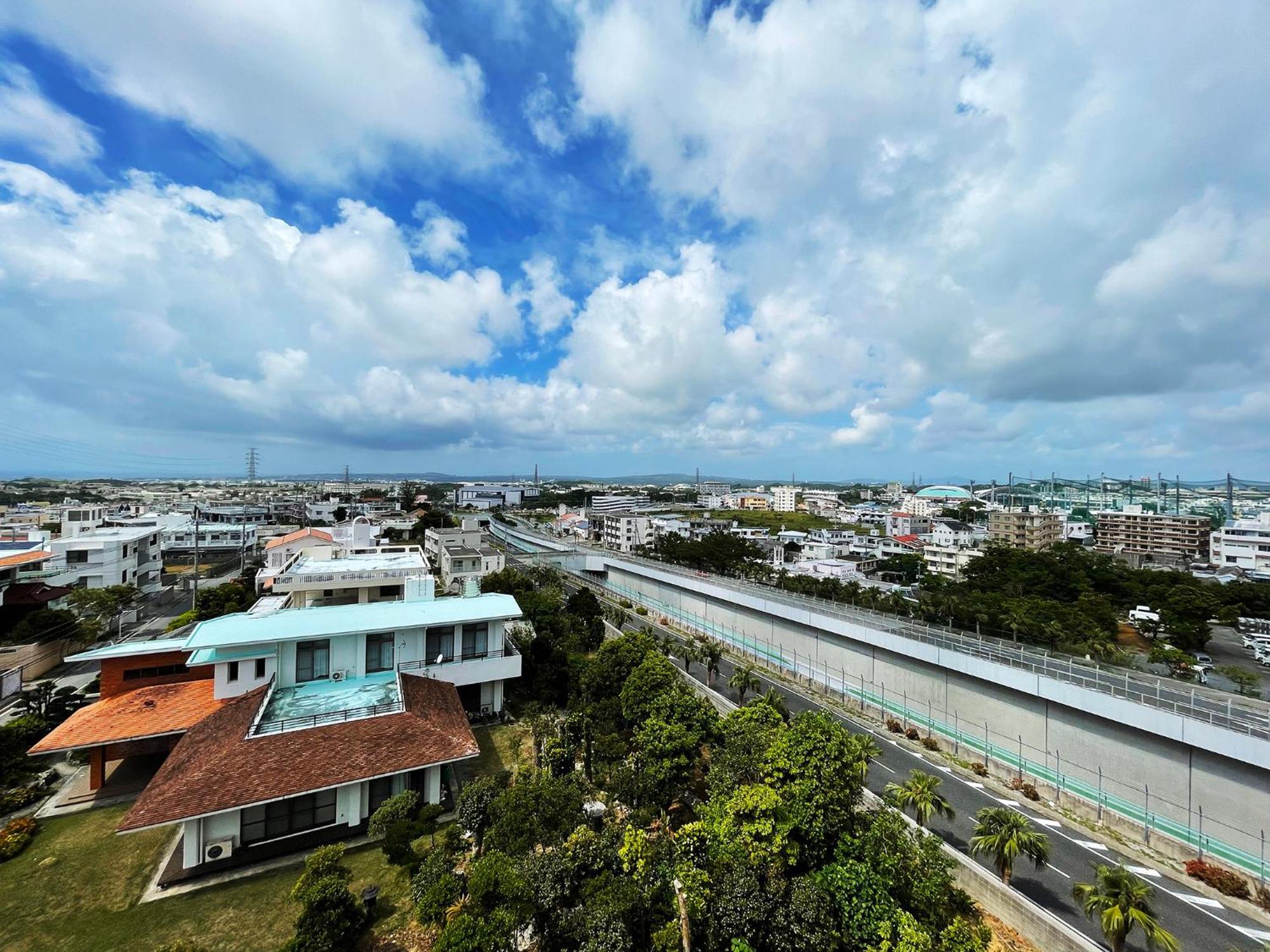 ＆Monde. Okinawa Arena Condominium Exteriör bild